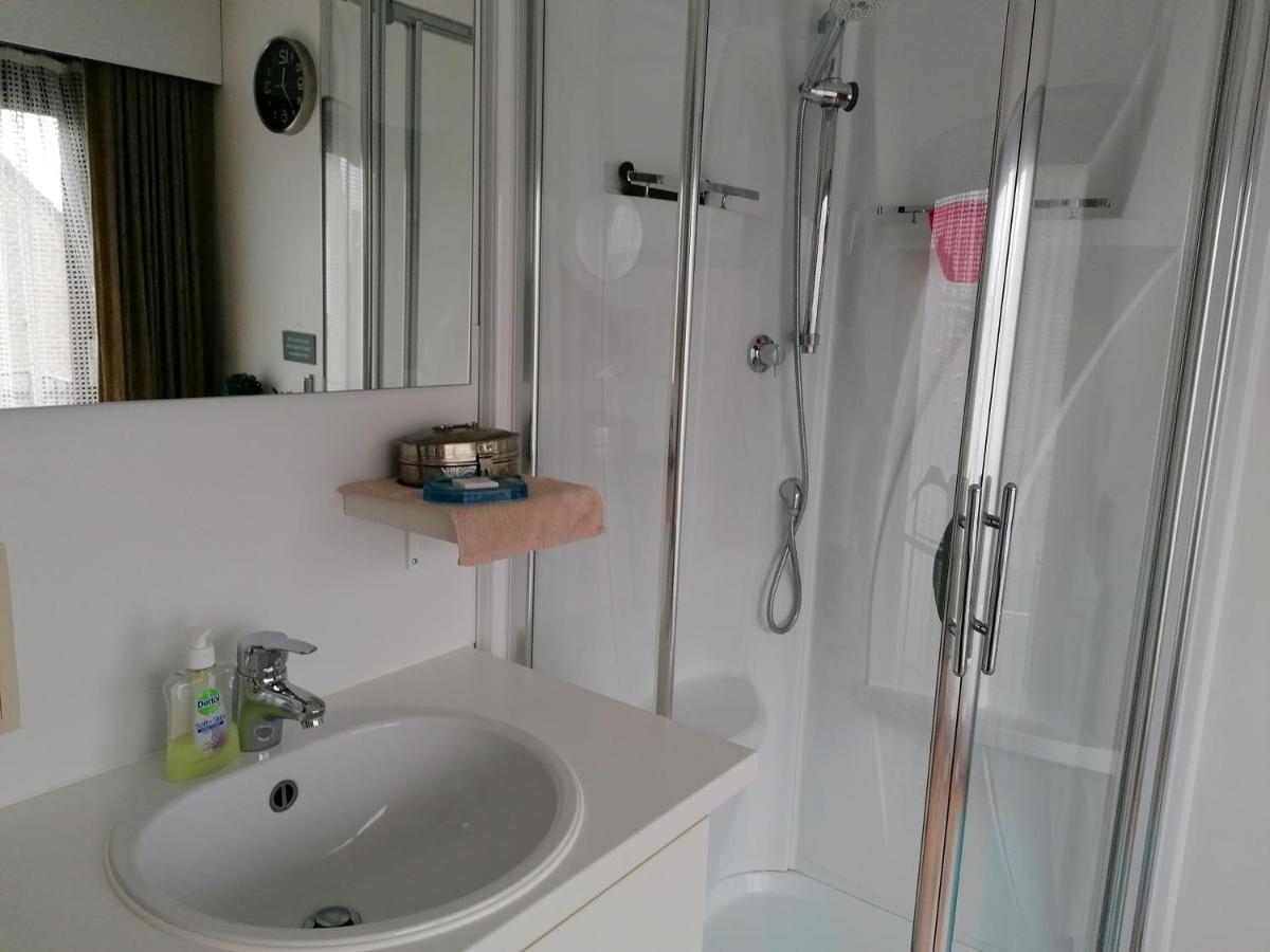 Logies Lily Apartment Oudenburg Exterior foto